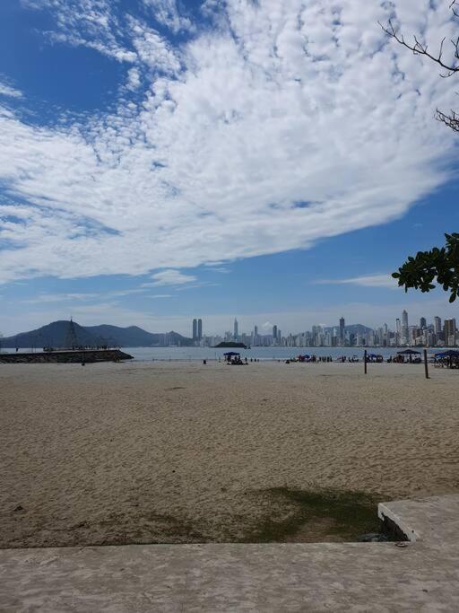 Piscina A Beira-Mar, Tranquilidade E Qualidade No Melhor De Bc Balneário Camboriú Eksteriør bilde